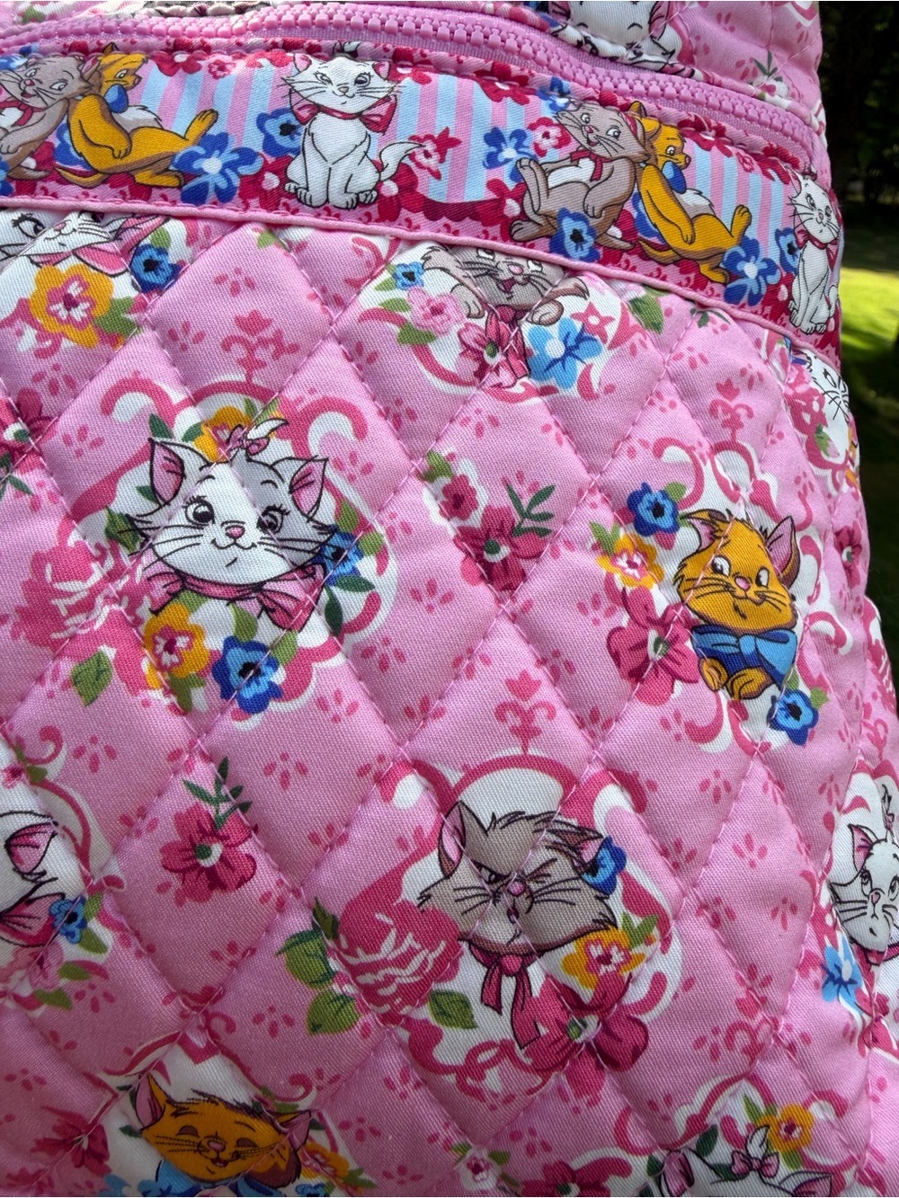 Vera Bradley Disney Aristocats Original Zip Hipster Crossbody NWT - Picture 11 of 14